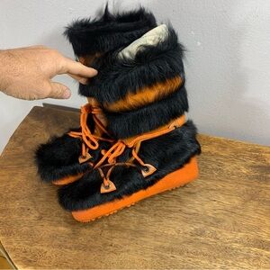 Mocatem Moccasins mukluks nap Gignac made in Canada hand made  Winter fur boots